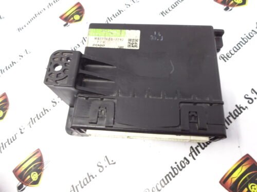 Unidad de control  TOYOTA YARIS 88650-0D160 886500D160 MB177600-1792