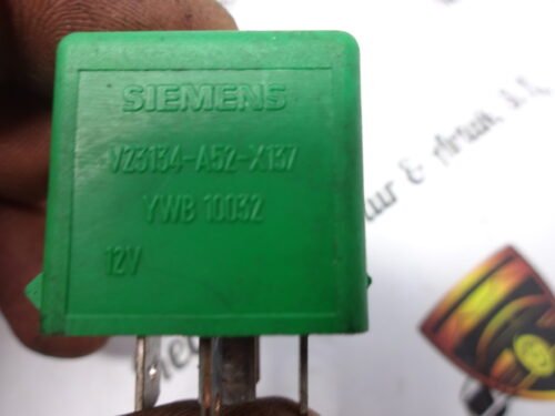 Relé Rele Rover YWB10032 V23134A52X137 V23134-A52-X137