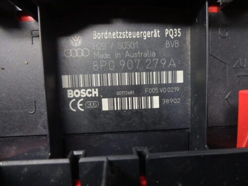 Caja de fusibles  AUDI A3 8P0907279A 8PO907279A F005V00219