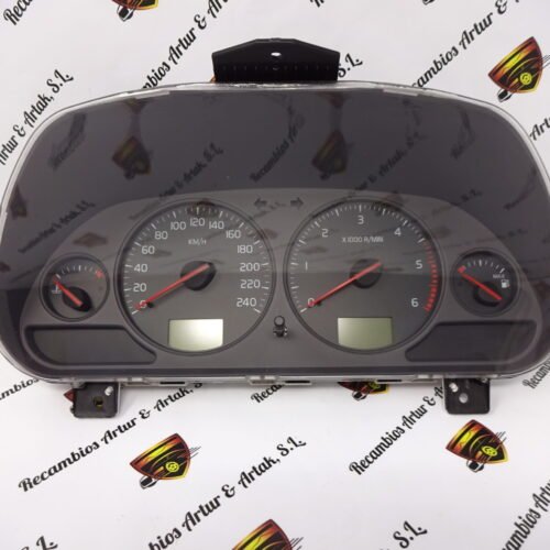 Cuadro de instrumentos Volvo V40 S40 30623048F 30623048 / F 02W22D2 SW 3062397A