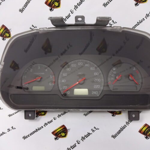 Cuadro de instrumentos Volvo V40 S40 30887692B 30887692 / B 99W06D2 SW30887707