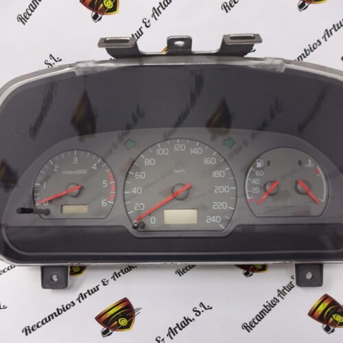 Cuadro de instrumentos Volvo S40 30862228D 30862228 / D 30858334/004
