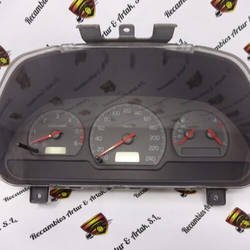Cuadro de instrumentos Volvo V40 S40 30887692B 30887692 / B 99W15D2 SW30887707