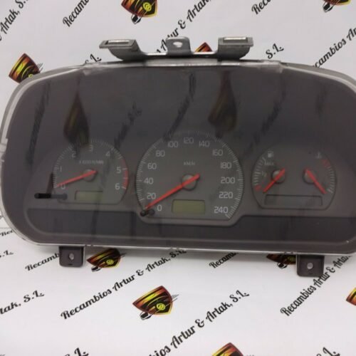 Cuadro de instrumentos VOLVO S40 V40 30889704 / D 30889704D 01W04D3 SW30887756A