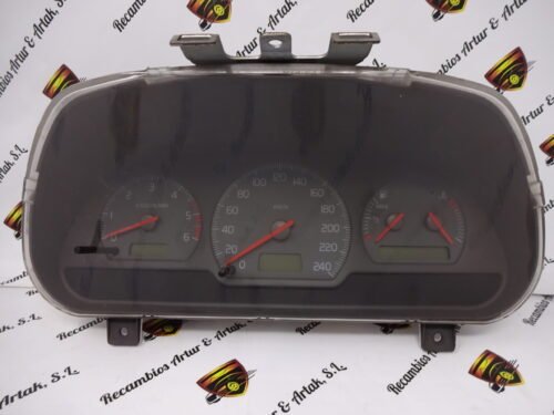 Cuadro de instrumentos VOLVO V40 S40 30889706D 30889706/D 01W34D5 SW30887756A