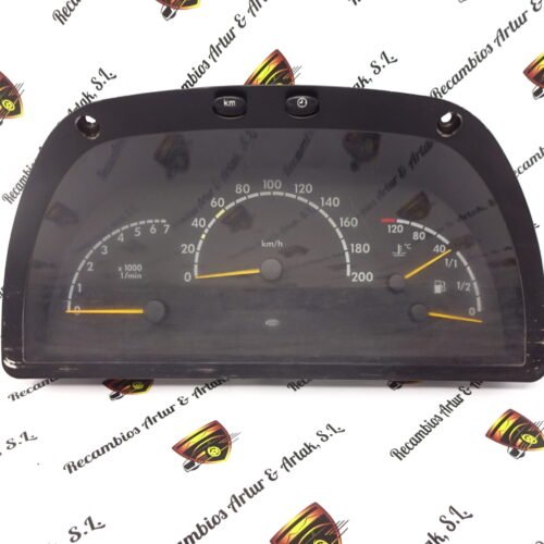 Cuadro de instrumentos  MERCEDES VITO A0004467521 A 000 446 75 21