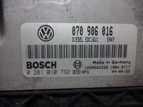 Centralita del motor  VW Transporter T5 070906016 0281010732
