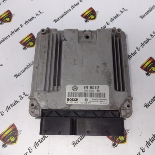Centralita del motor  VW Transporter T5 070906016 0281010732