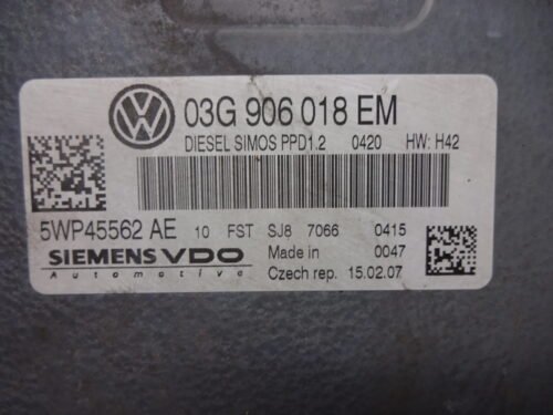 Centralita del motor  VW Passat 03G906018EM 5WP45562AE  5WP45562 AE