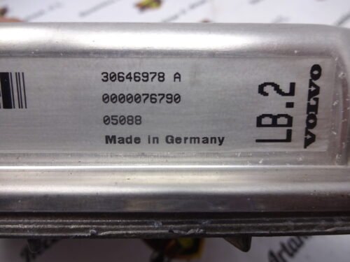 Centralita del motor  VOLVO XC90 0281011441 30646978A