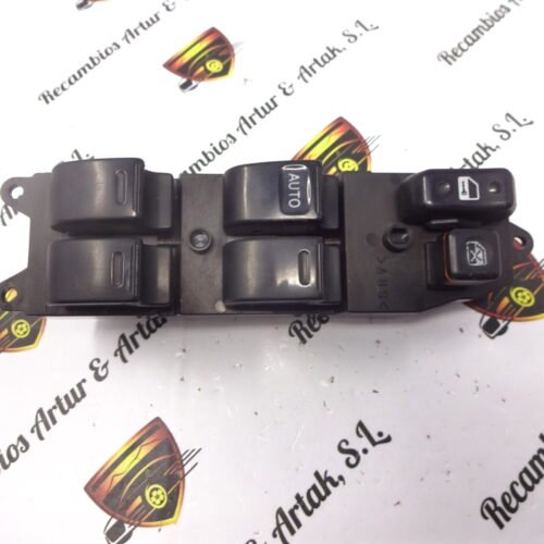 Botonera Elevalunas Toyota RAV 4 8482042060 84820-42060