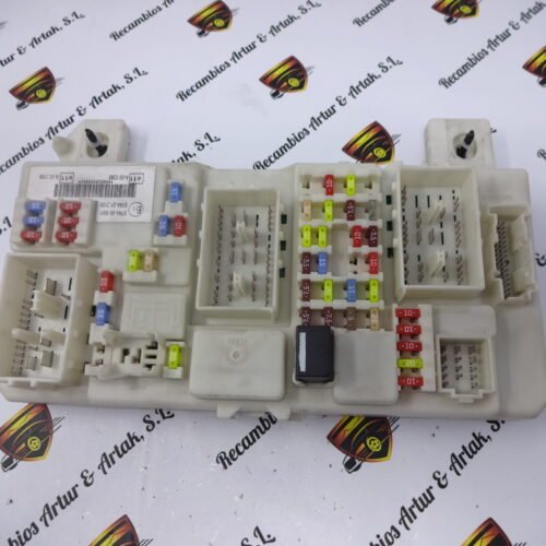Caja de fusibles Ford Kuga 7M5T-14A073-JF 7M5T14A073JF 518200802