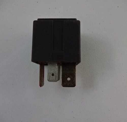 Relé / Relais / Rele / Relay / Fiat Lancia Alfa Romeo 46520429 A727