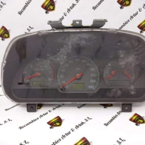 Cuadro de instrumentos VOLVO S40 V40 30889704 / D 30889704D 01W12D3 SW30887756A