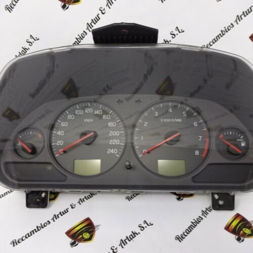 30623052F 02W18D3 Cuadro de instrumentos Volvo V40 30623052 / F 30623052F 02W18D3 SW 30623974A
