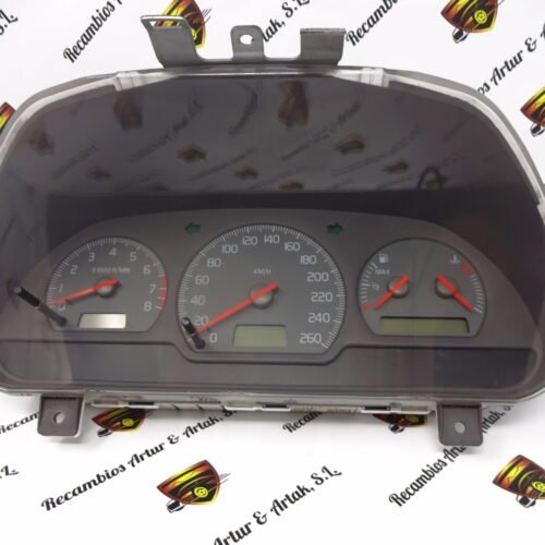 Cuadro de instrumentos Volvo V40 S40 01W04D2 30889710/D 30889710D