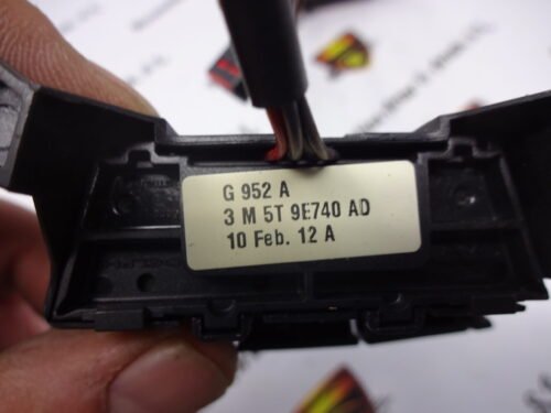 Interruptor Volante de Multifunción Ford KUGA 3M5T9E740AD 3M5T9E740AD G952A