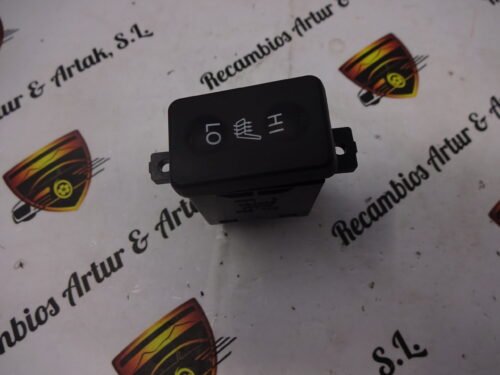 Ajuste de los asientos  Honda Accord M36580