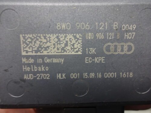8W0906121B 8WO906121B Unidad de control AUDI A4 8W0906121B 8WO906121B