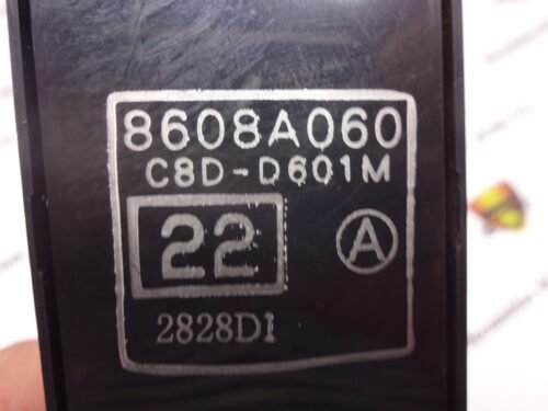 Botonera Elevalunas  Mitsubishi Outlander 8608A060 C8D-D601M
