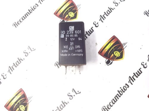 Relé Rele  OPEL FRONTERA 90239601 898585 12V