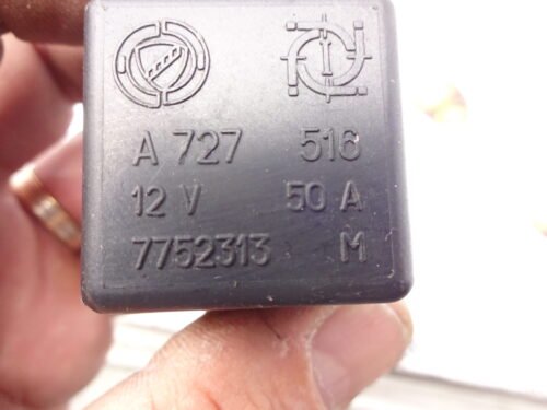 Rele / Relay / Alfa Romeo FIAT 7752313 A727 12V