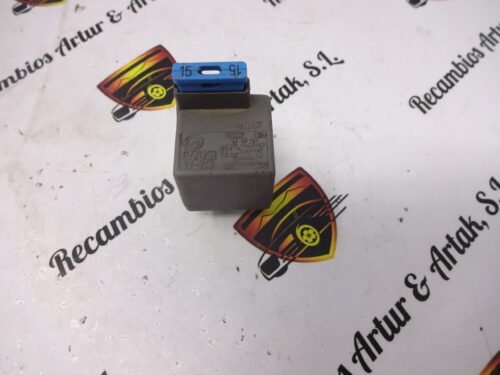 Rele / Relay / ALFA ROMEO 60570759 12V 2336 B047