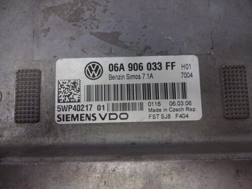 Centralita del motor SEAT Leon 06A906033FF  5WP4021701 5WP40217 01