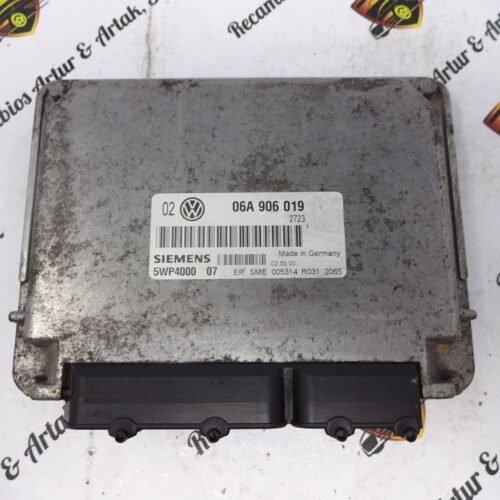 Centralita del motor  VW Golf 4 06A906019 5WP4000 07  5WP400007