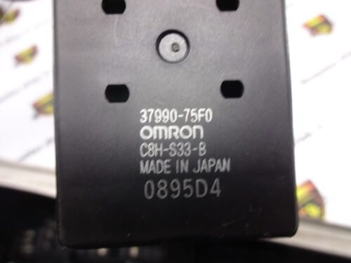 Botonera elevalunas Suzuki Ignis Wagon 3799075F0 37990-75F0 C8HS33B