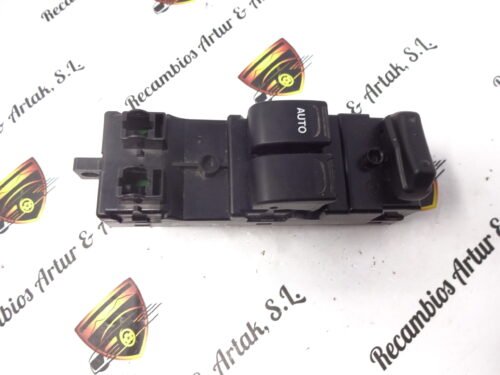 Botonera elevalunas Suzuki Ignis Wagon 3799075F0 37990-75F0 C8HS33B