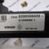 Caja de fusibles Renault Scenic Megane 8200306033 S118399300F UPC X84 N3