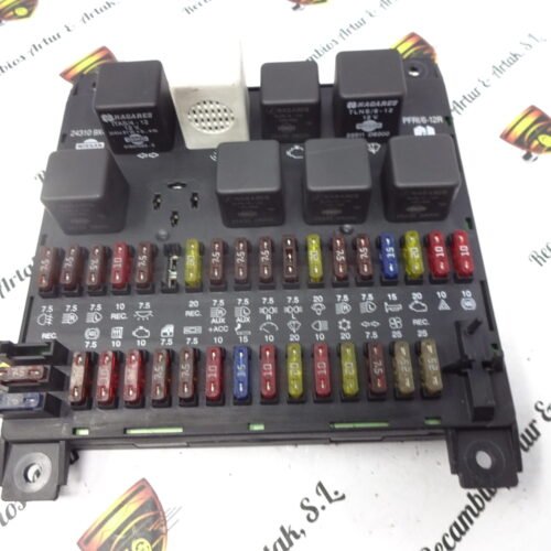 Caja de fusibles  Nissan Atleon 243109X405 24310-9X405