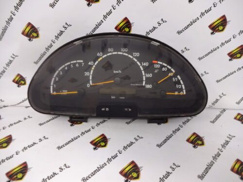 Cuadro de instrumentos  Mercedes Sprinter A0014464521 110008929040