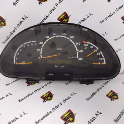 Cuadro de instrumentos  Mercedes Sprinter A0014464521 110008929040