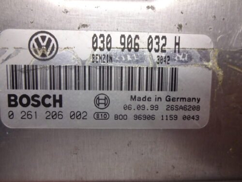 Centralita del motor  VW Polo  0261206002 030906032H