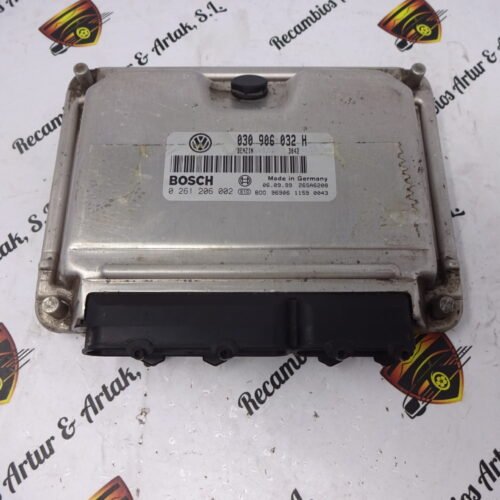 Centralita del motor  VW Polo  0261206002 030906032H