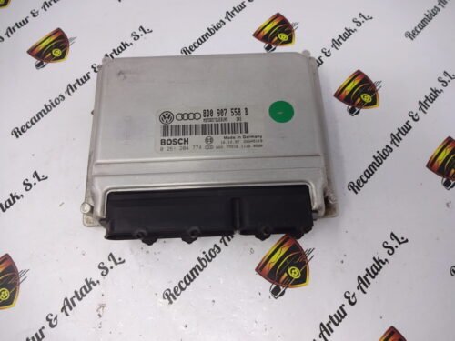 Centralita del motor  VW Passat 0261204774 8D0907558B