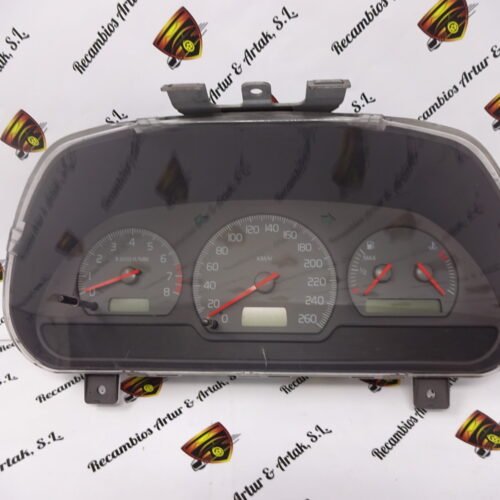 Cuadro de instrumentos  VOLVO 30638555/A  30638555A SW30887756A