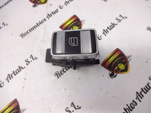 Botonera Elevalunas Mercedes-Benz Clase S A2218201710 502133