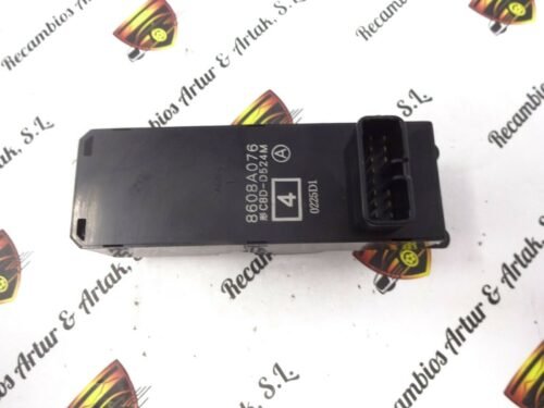 Botonera Elevalunas Mitsubishi Colt 8608A076 C8DD524MUK C8D-D524M