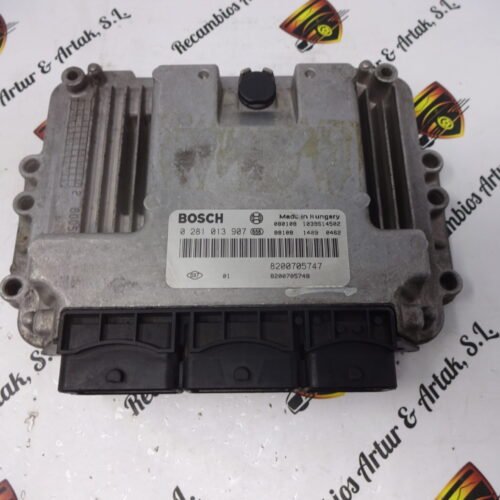 Centralita del motor  RENAULT SCENIC 0281013907 8200705747 8200705748