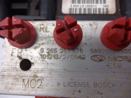 ABS Hyundai I30 0265251576 589202R500 58920-2R500  0265951617