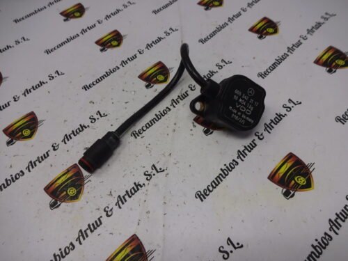 Sensor de nivelación de suspensión Mercedes CLASE S 0095422117 94M10 VDO