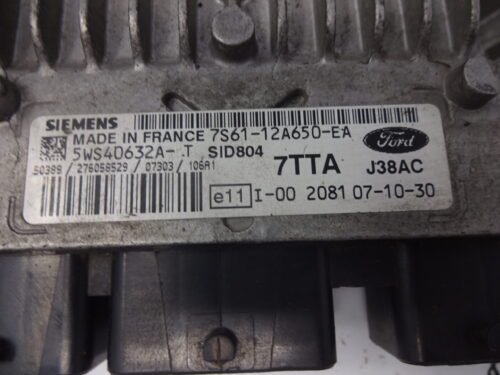 Centralita del motor FORD FIESTA 7S6112A650EA 7S61-12A650-EA 5WS40632AT