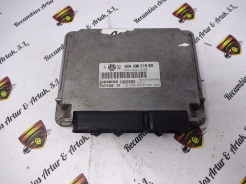Centralita del motor VW Golf SIMOS 06A906019BQ 5WP445903 5WP4459