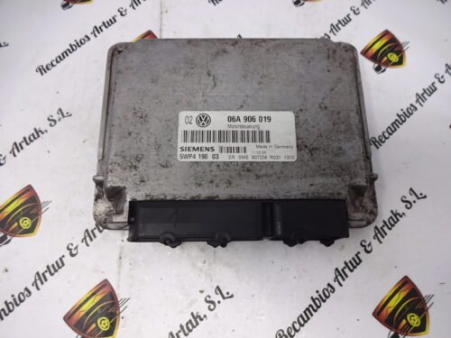 Centralita del motor VW Golf 4 06A906019 5WP419003 5WP4190 03