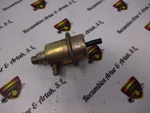 Regulador de presión de combustible MercedesW201 W124 W126 0438161013 0 438 161 013