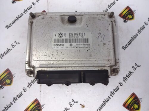 Centralita del motor VW Golf 0261207190 036906032G
