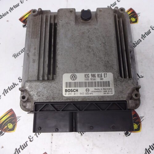 Centralita del motor VW Golf 03G906016ET 0281011843